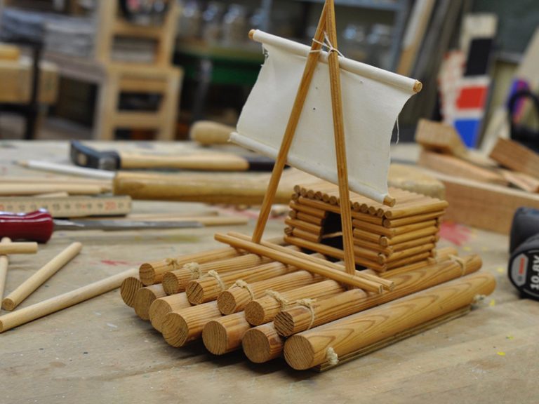 Beispielbild für den Workshop Holzfloß
